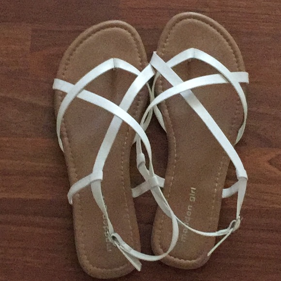 Cute sandals - Picture 1 of 2